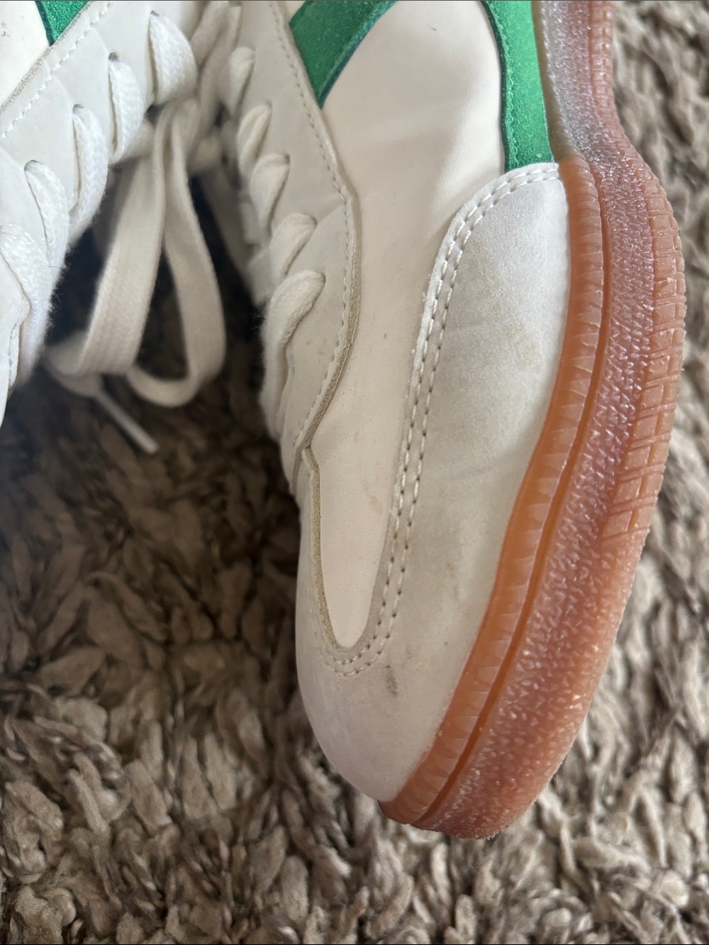 No Boundaries White and Green Low-Top Sneakers - Picture 10 of 10